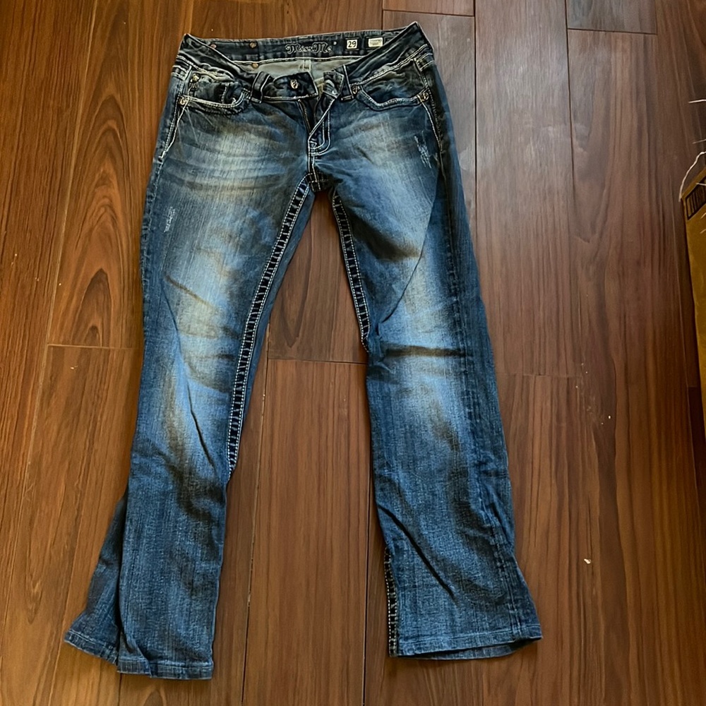 Miss me Jeans size 29. Only Worn once, if any at all. Perfect condition